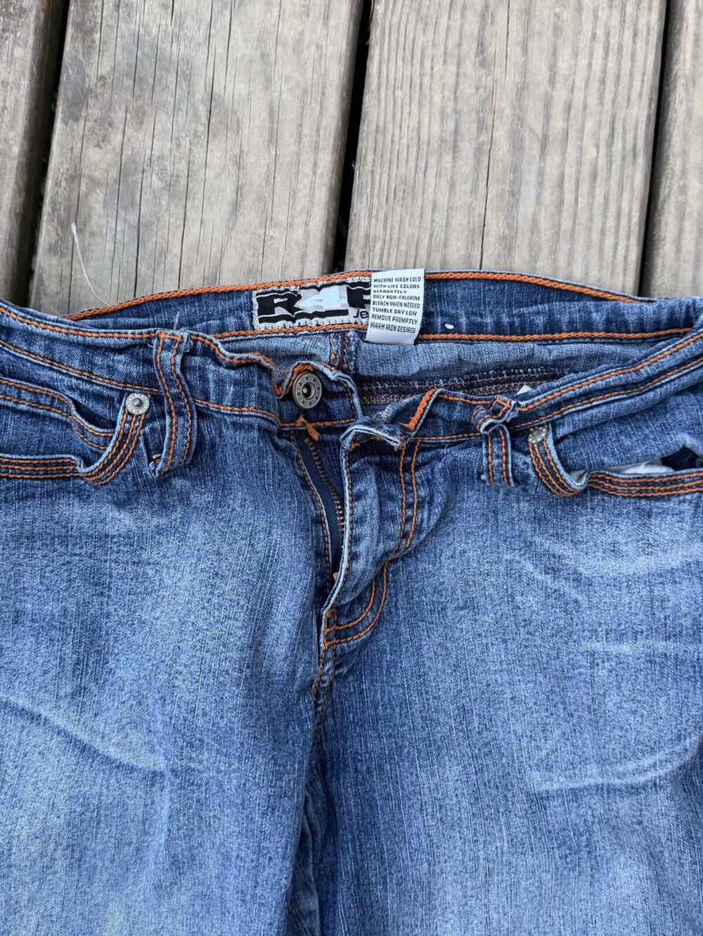 Retro Vibes Flared Denim Jeans - Walk Like You Own the '70s - Picture 4 of 6